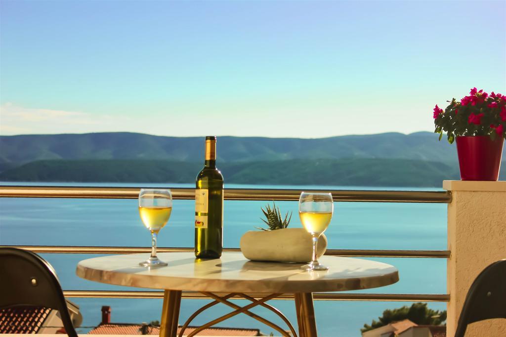 Apartments Bluesun Омиш Экстерьер фото