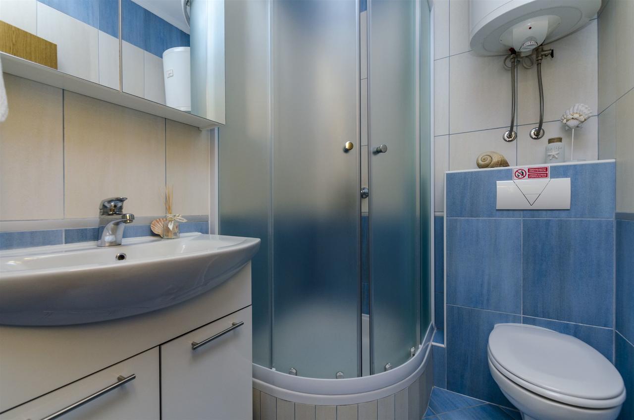 Apartments Bluesun Омиш Экстерьер фото